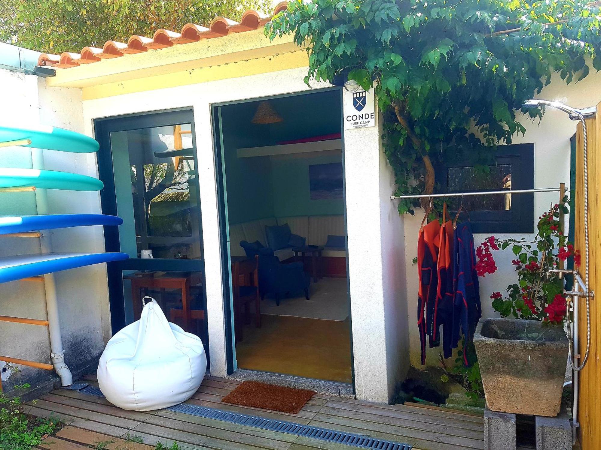 ヴィラ・ド・コンデ Conde Surf Camp - Junto Ao Mar - Entire Pvt Houseヴィラ エクステリア 写真